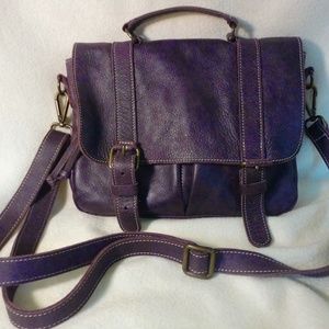 ROOTS CANADA  PURPLE LEATHER X-BODY MESSENGER BAG